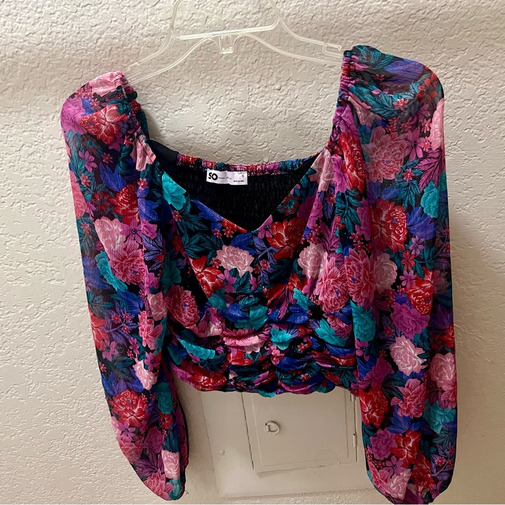 SO Pink and Red Ruched Crop Blouse with 3/4 Sleeves